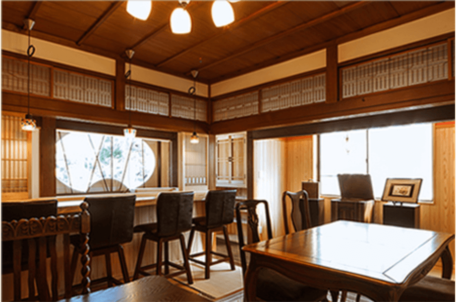 角屋　カフェ　店内