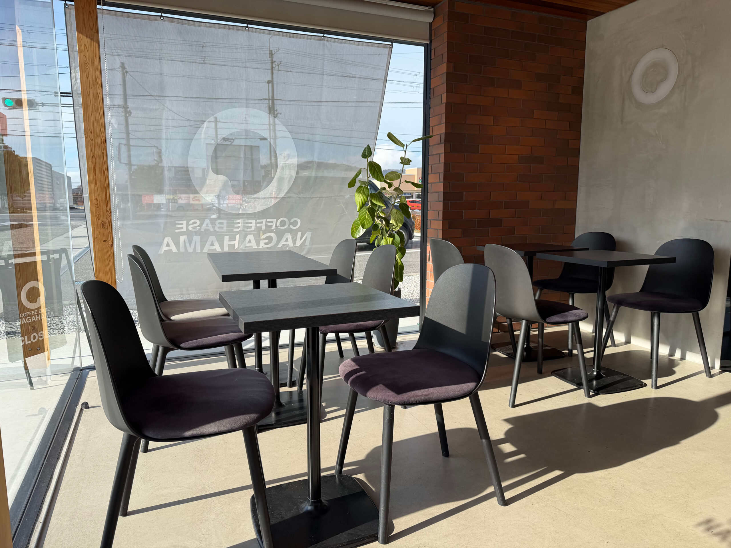 COFFEE_BASE_NAGAHAMA_店内