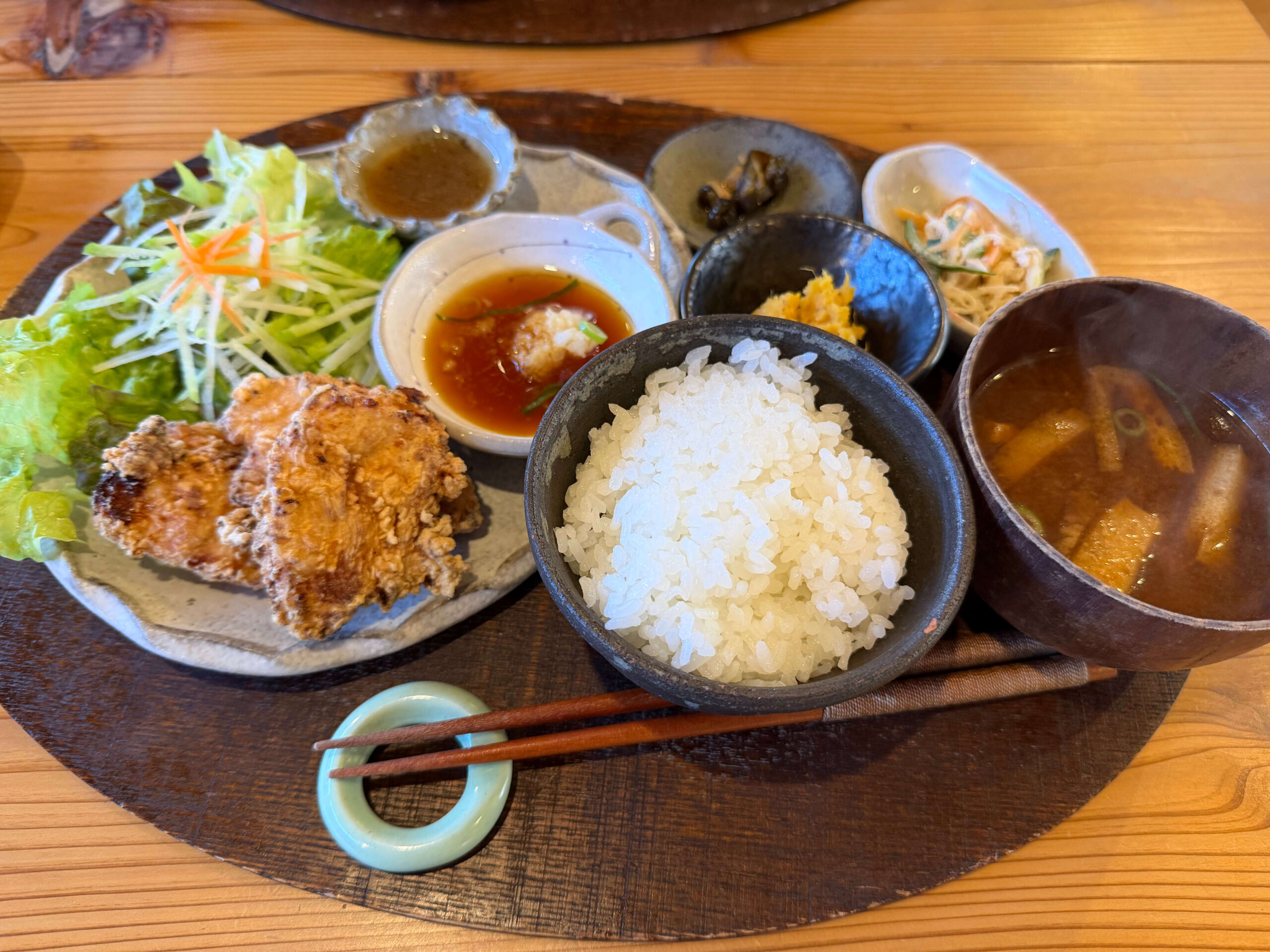 キテハ食堂_唐揚げプレート