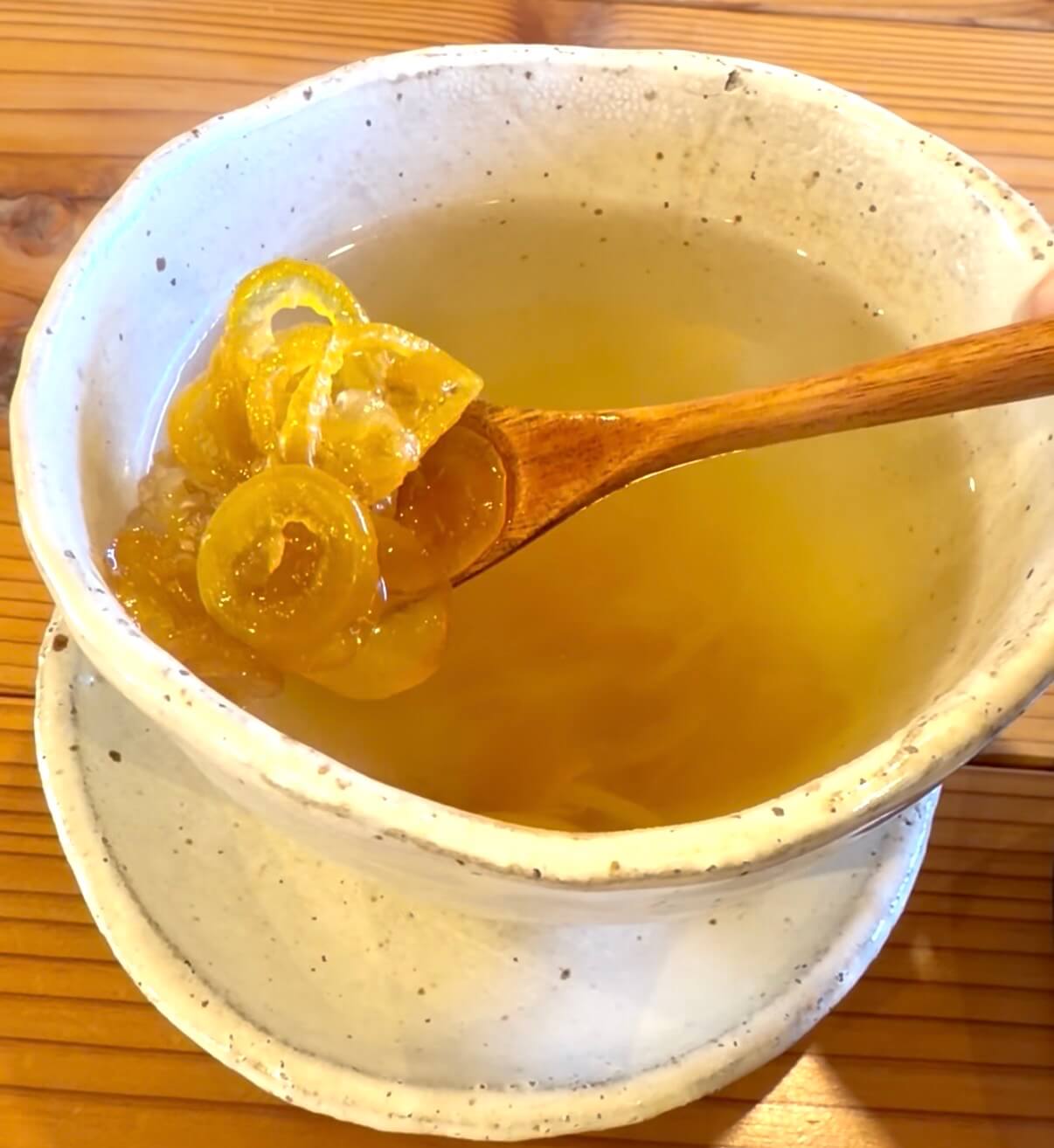 キテハ食堂_金柑のお湯割り
