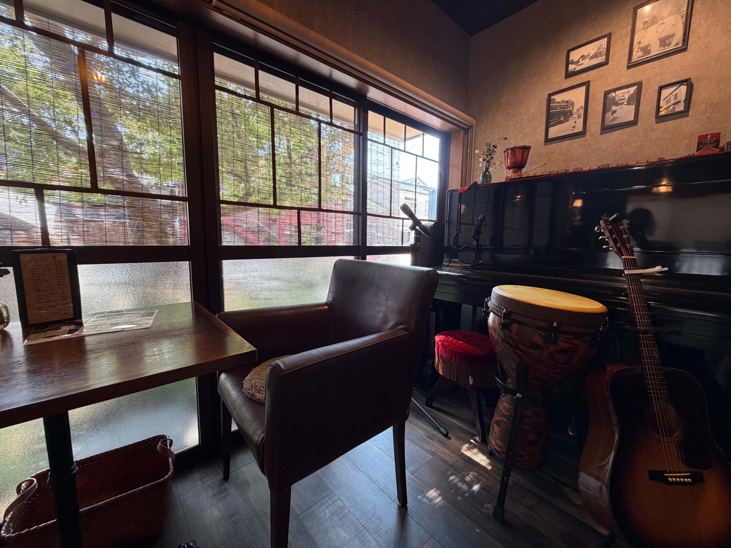喫茶タンポポ_店内