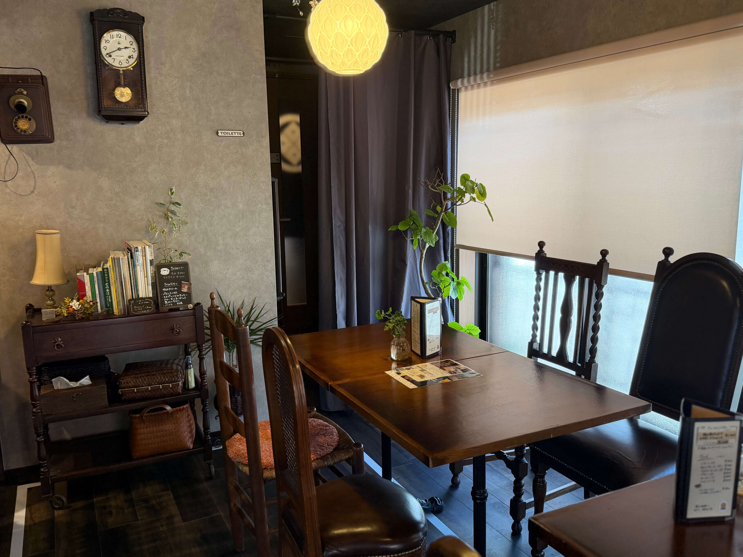 喫茶タンポポ_店内